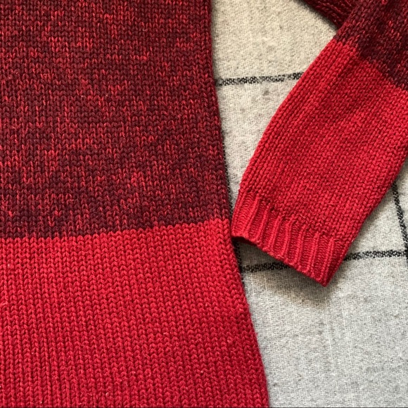 Color block sweater - Picture 2 of 5